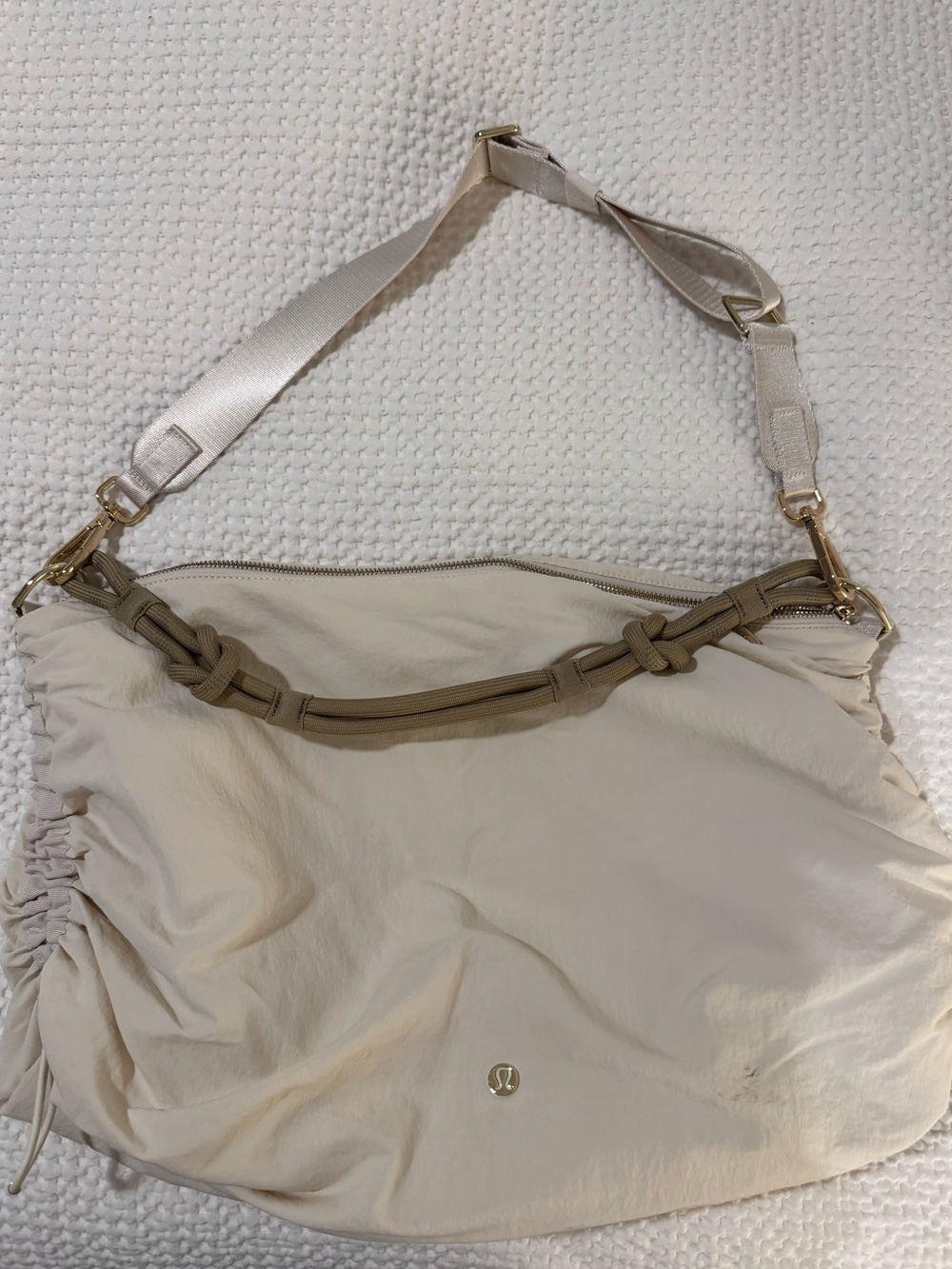 lululemon athletica Cream Shoulder Bag with Tan Trim and Gold Hardware